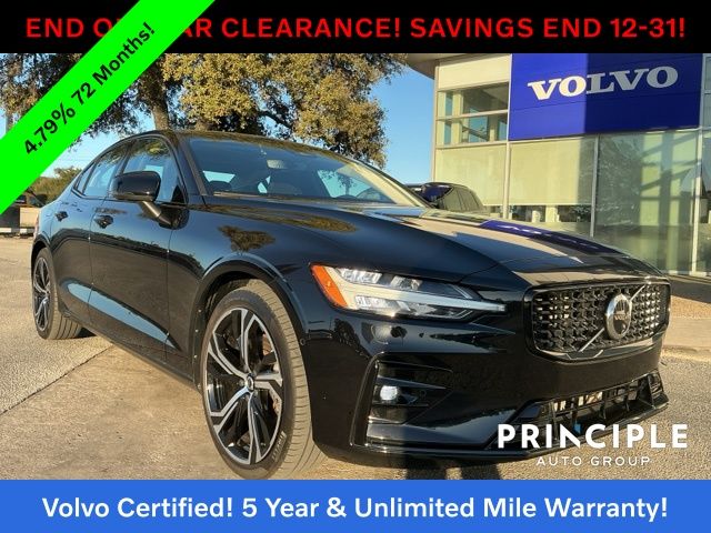 2024 Volvo S60 Plus's photo