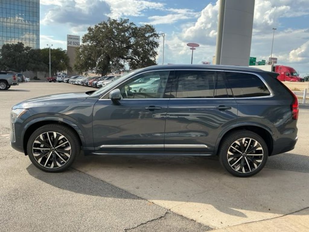 New 2026 Volvo XC90 B6 Plus 7-Seater SUV
