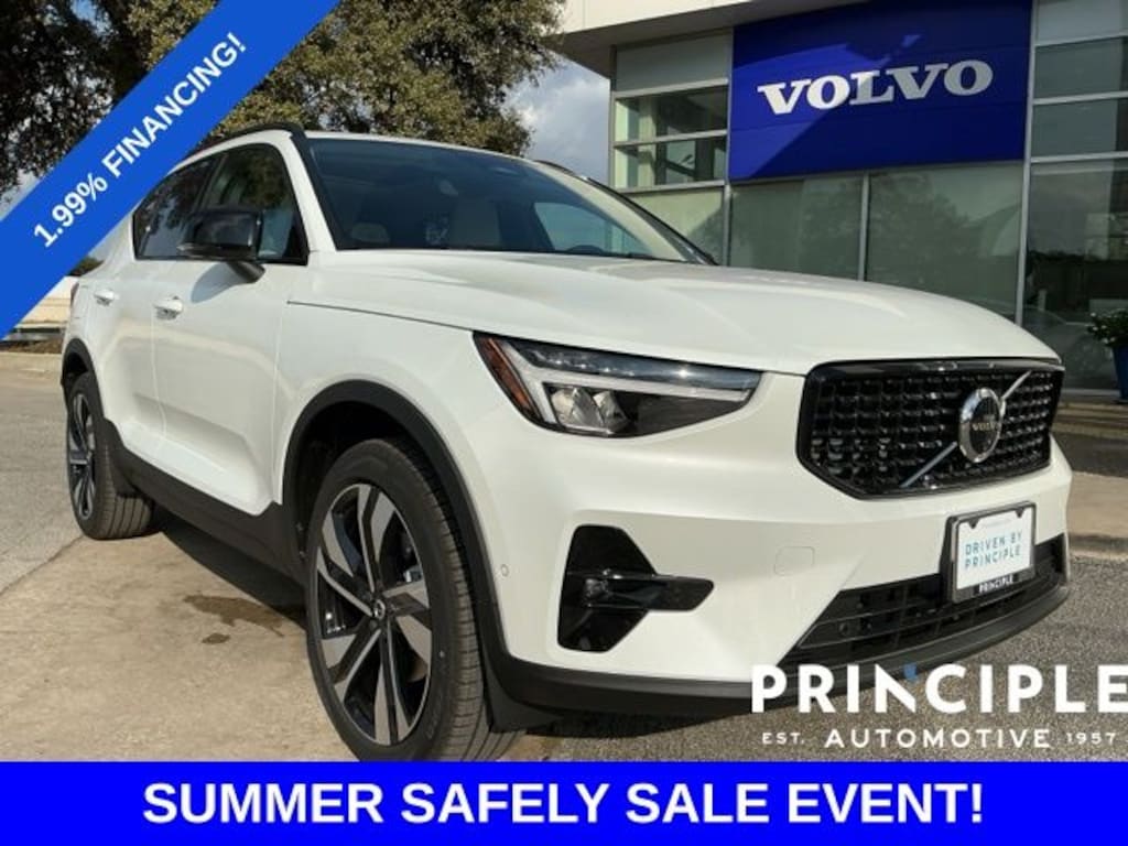 New 2026 Volvo XC40 B4 Plus SUV