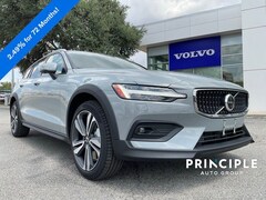 2026 Volvo V60 Cross Country B5 Plus Wagon