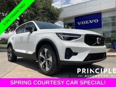 2026 Volvo XC40 B5 Plus SUV