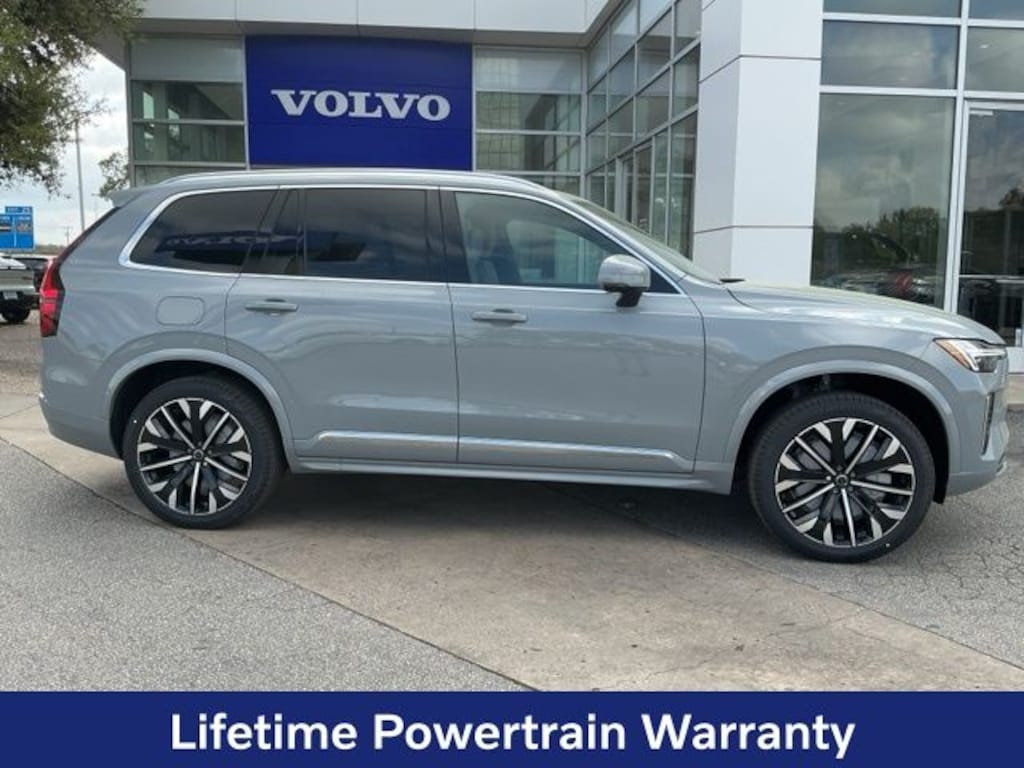 New 2026 Volvo XC90 plug-in hybrid T8 Core SUV
