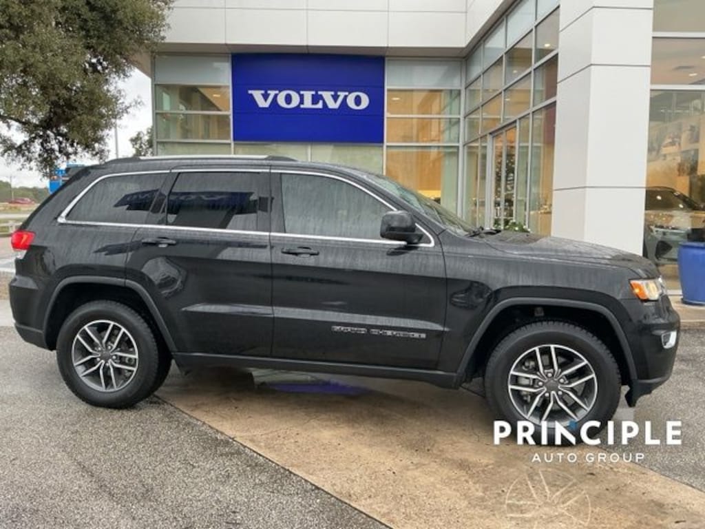 Used 2019 Jeep Grand Cherokee Laredo E SUV