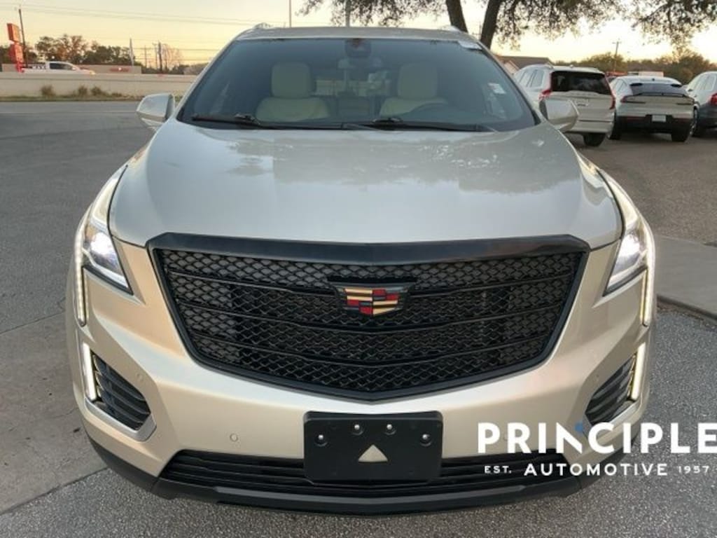 Used 2017 Cadillac XT5 Luxury SUV