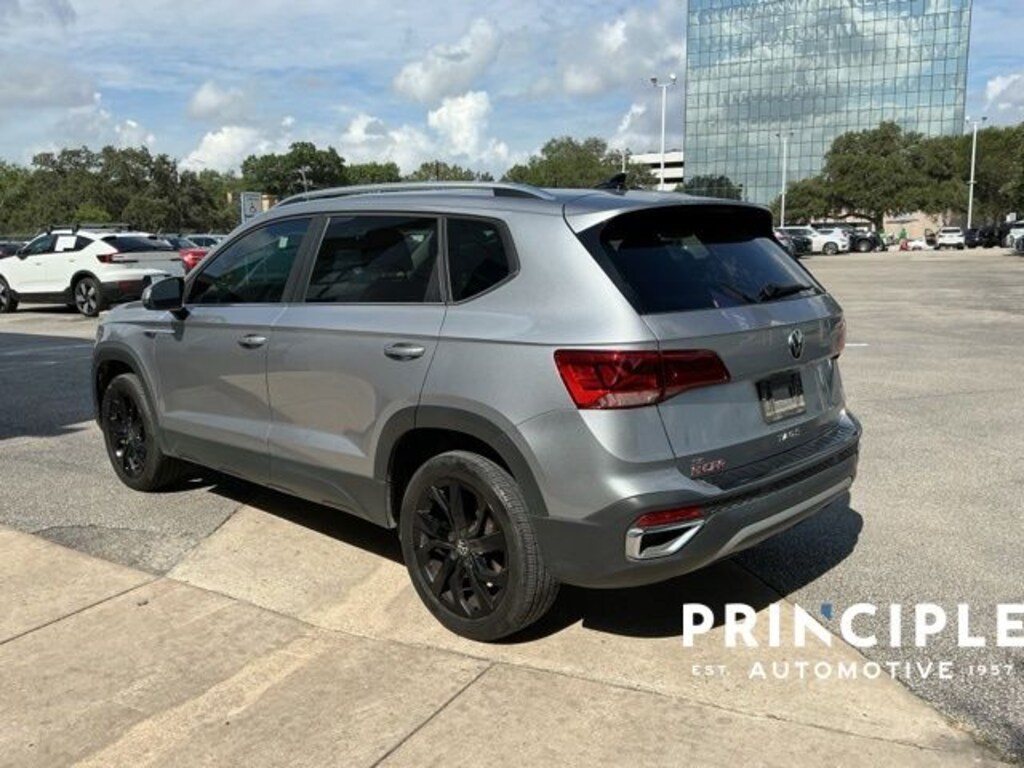 Used 2024 Volkswagen Taos 1.5T SE SUV