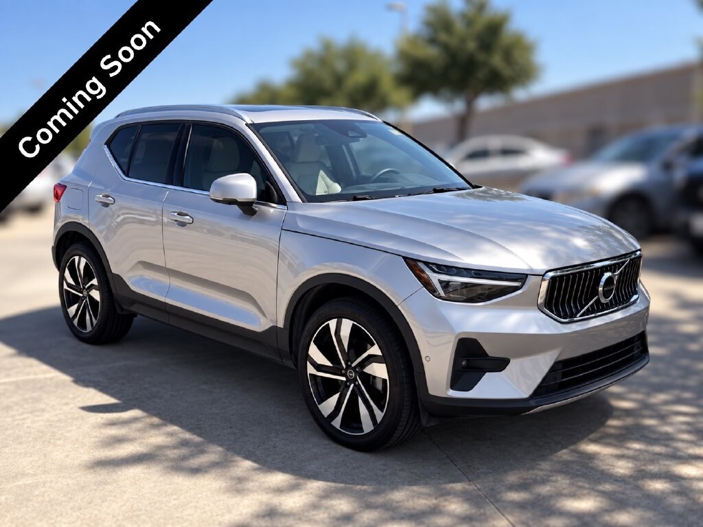 Certified 2024 Volvo XC40 B5 Plus Bright Theme SUV