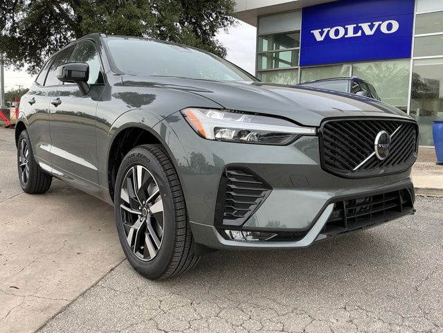 New 2026 Volvo XC60 B5 Core