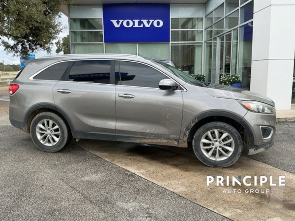 Used 2016 Kia Sorento LX SUV