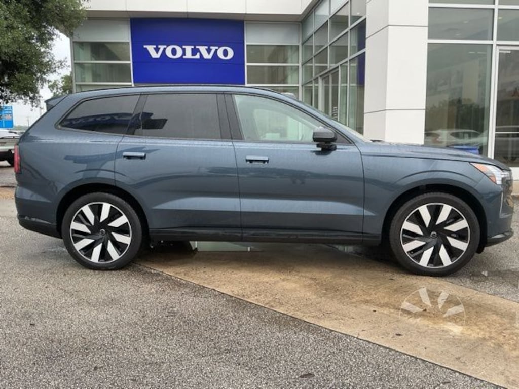 Certified 2025 Volvo EX90 Twin Motor Performance Ultra SUV