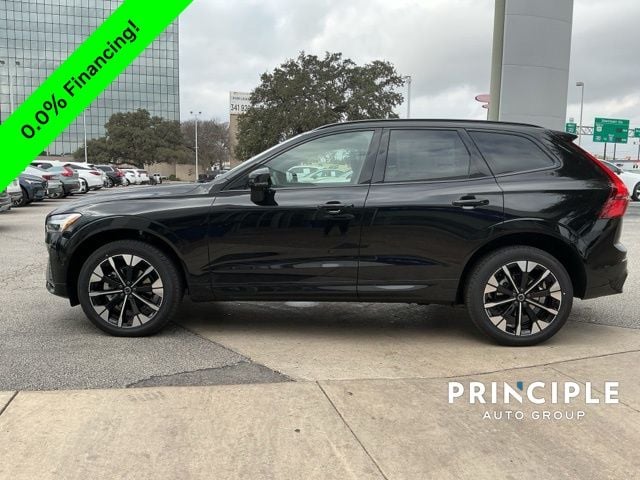 2026 Volvo XC60 Plus's photo