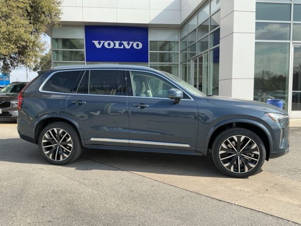 New 2026 Volvo XC90 plug-in hybrid T8 Ultra 7-Seater SUV