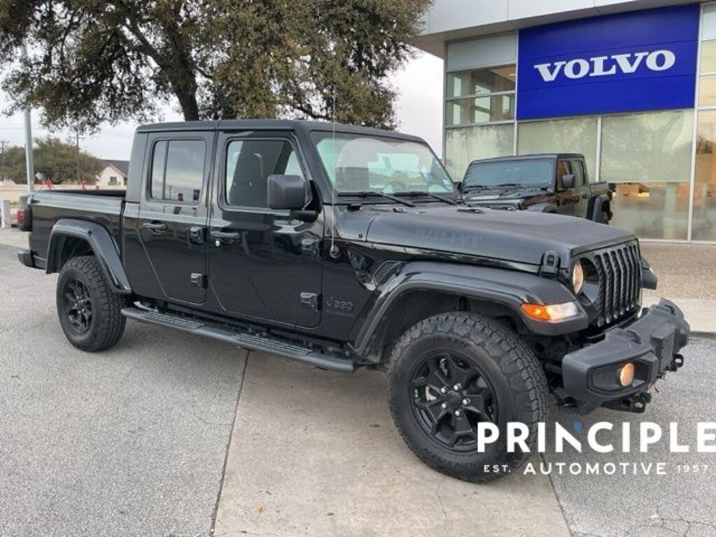 Used 2021 Jeep Gladiator Willys Truck