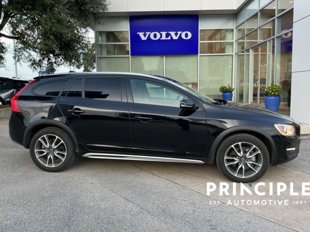 Used 2018 Volvo V60 Cross Country T5 Wagon