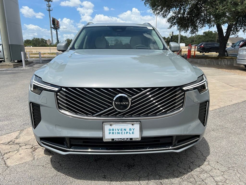 New 2026 Volvo XC90 plug-in hybrid T8 Ultra 7-Seater SUV