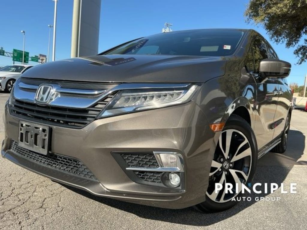 Used 2019 Honda Odyssey Elite Minivan/Van