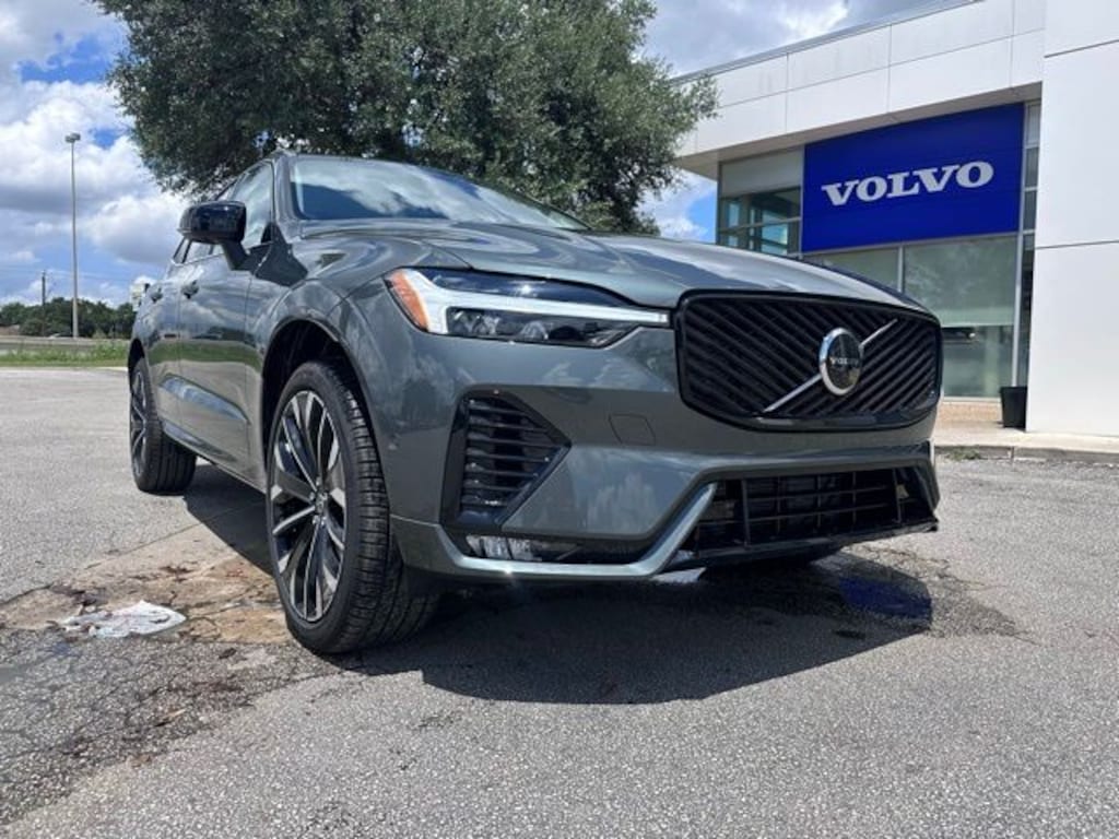 New 2026 Volvo XC60 B5 Ultra SUV