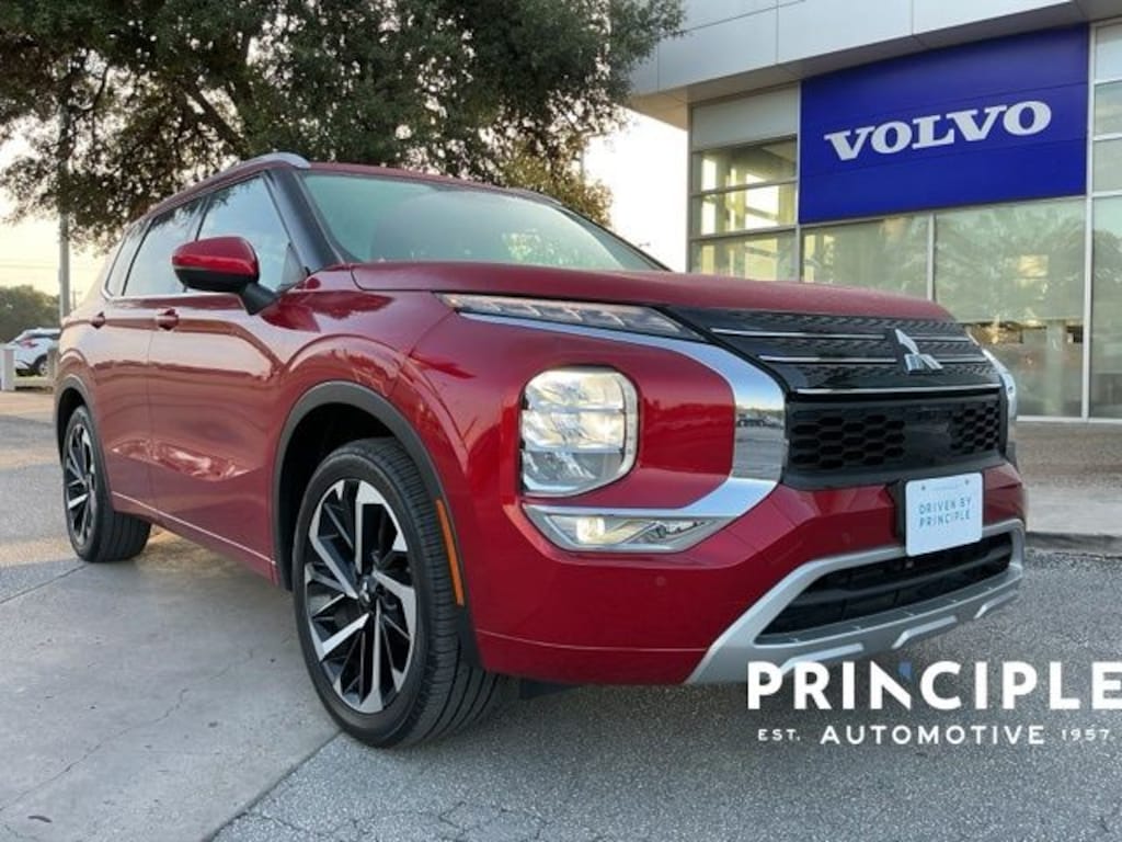Used 2023 Mitsubishi Outlander SEL SUV