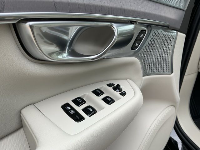 2026 Volvo XC90 Ultra - Photo 23