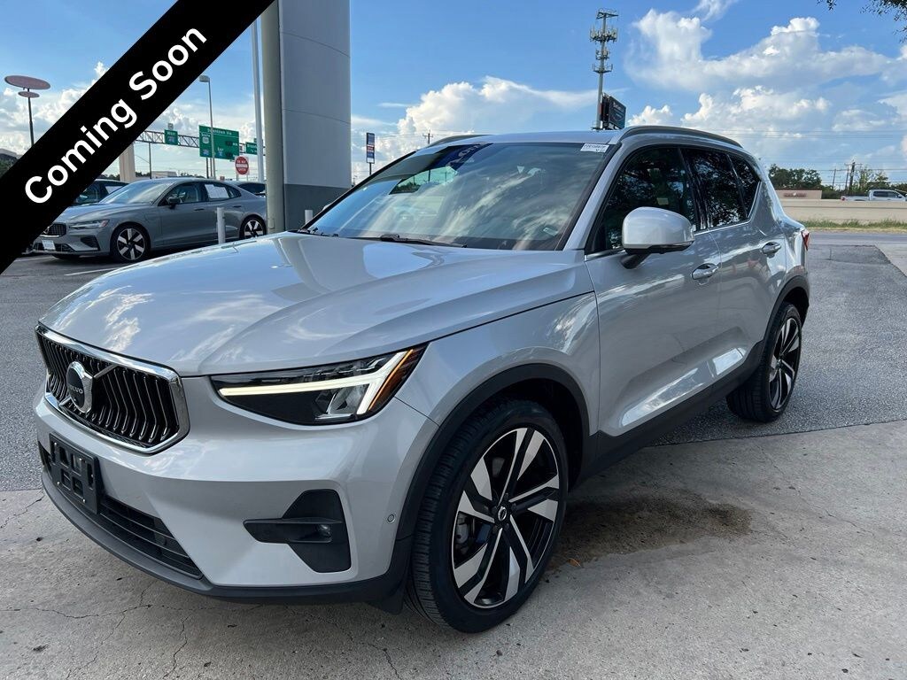 Certified 2023 Volvo XC40 B5 Plus Bright Theme SUV