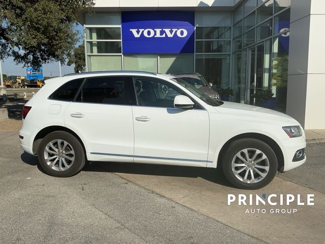 2017 Audi Q5 2.0T Premium photo 2