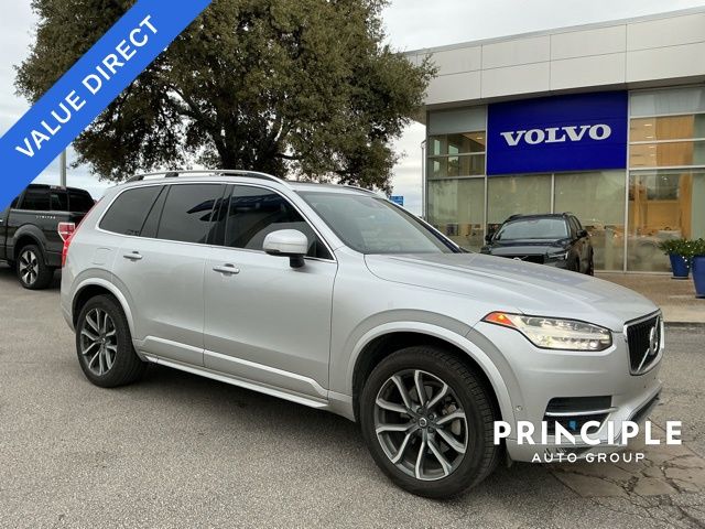 2017 Volvo XC90 Momentum's photo