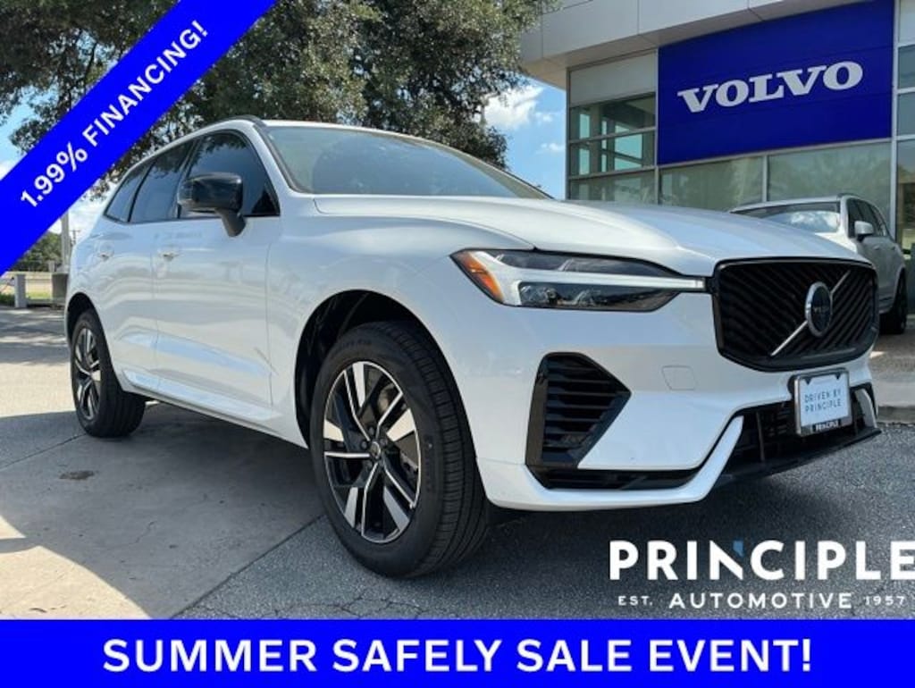 New 2026 Volvo XC60 plug-in hybrid T8 Core SUV