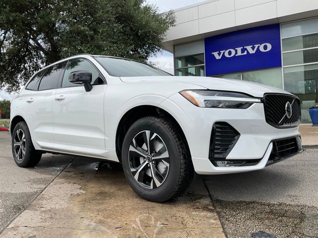 New 2026 Volvo XC60 B5 Core