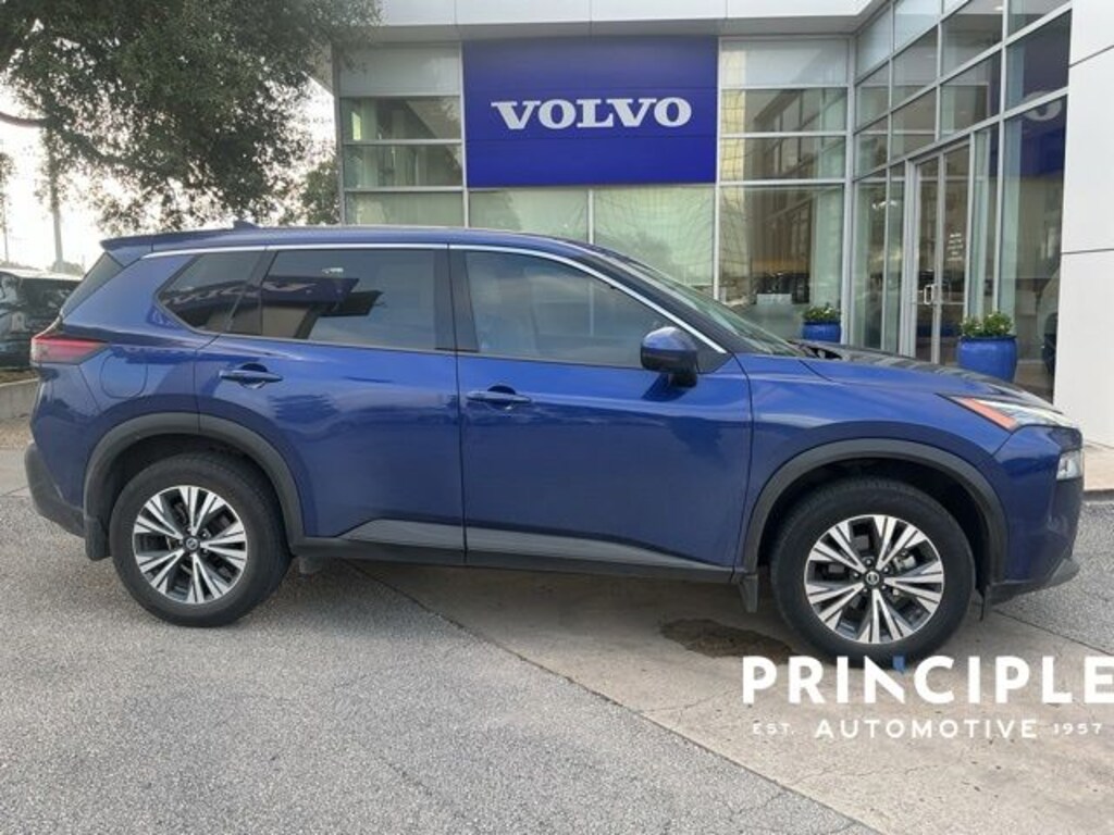 Used 2021 Nissan Rogue SV SUV