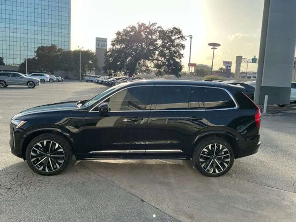 New 2026 Volvo XC90 plug-in hybrid T8 Plus 7-Seater SUV
