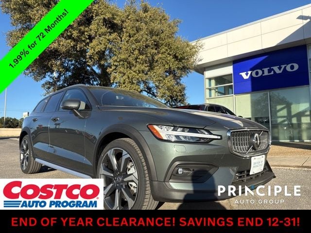 2026 Volvo V60 Cross Country Ultra's photo