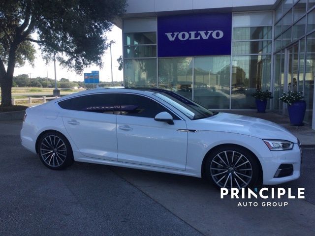 2019 Audi A5 Quattro Premium Plus photo 2