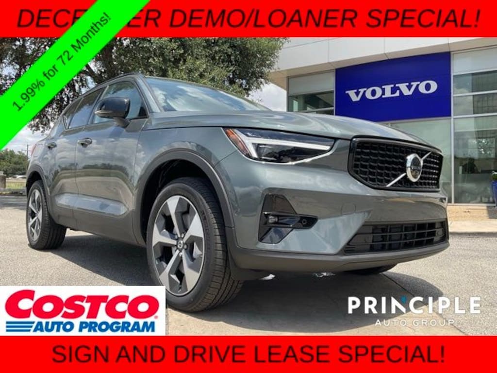 New 2026 Volvo XC40 B5 Plus SUV