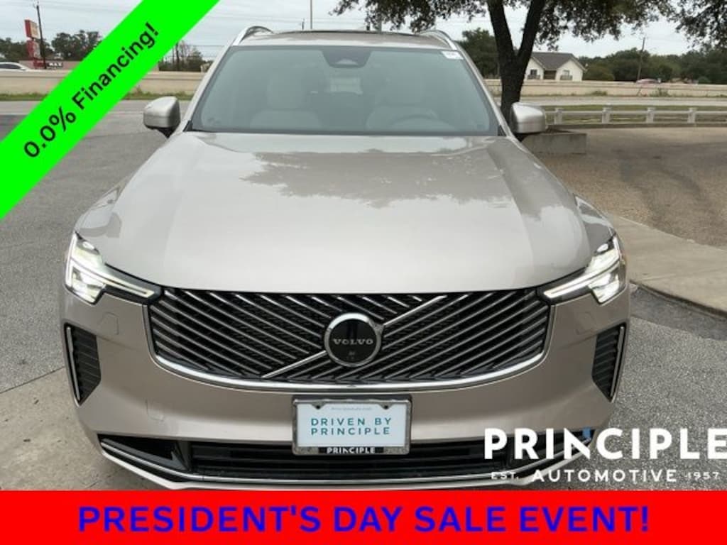 New 2026 Volvo XC90 plug-in hybrid T8 Plus 7-Seater SUV