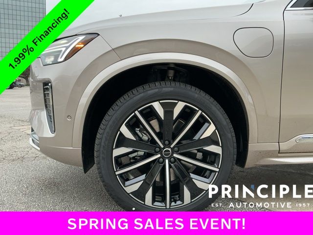 2026 Volvo XC90 Plus - Photo 12