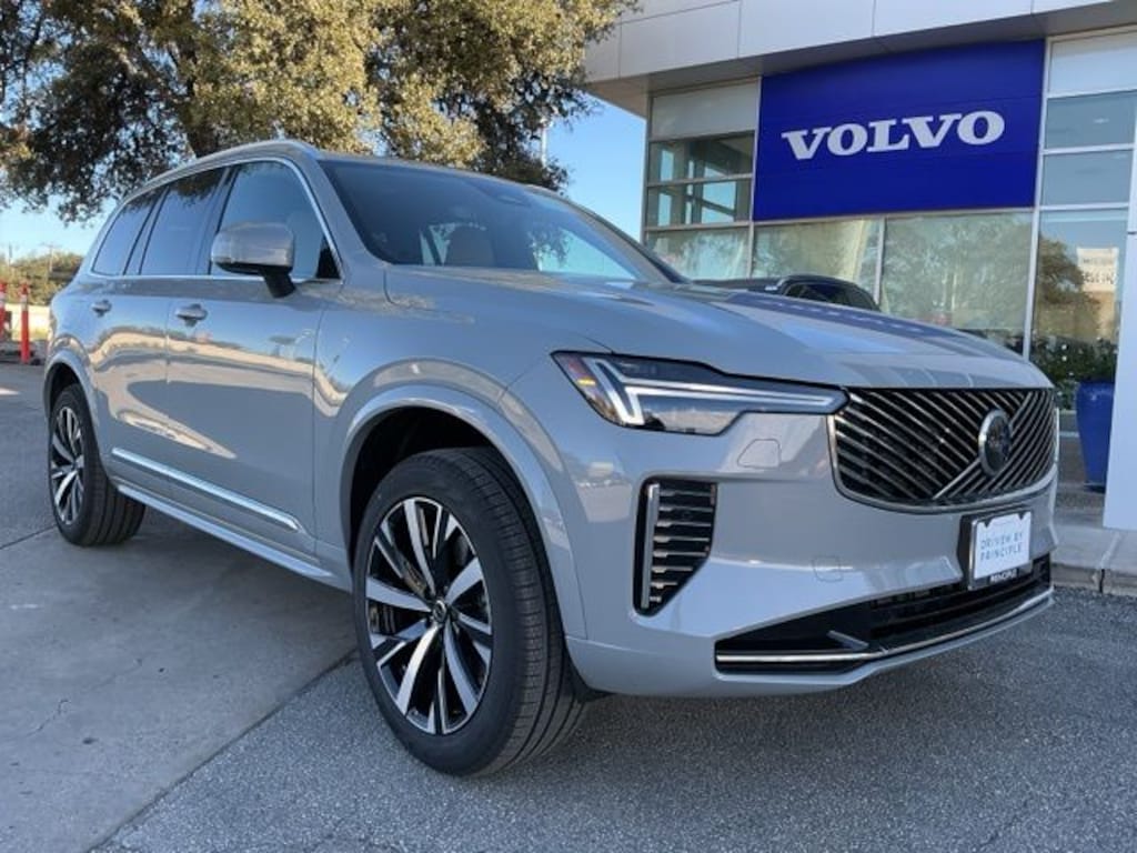 New 2026 Volvo XC90 B6 Core SUV