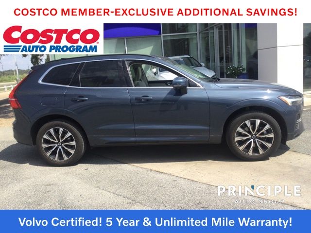 2023 Volvo XC60 B5 Core photo 2