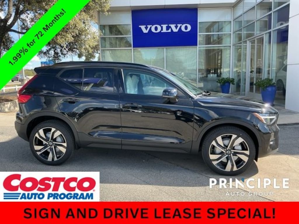 New 2026 Volvo XC40 B5 Ultra SUV