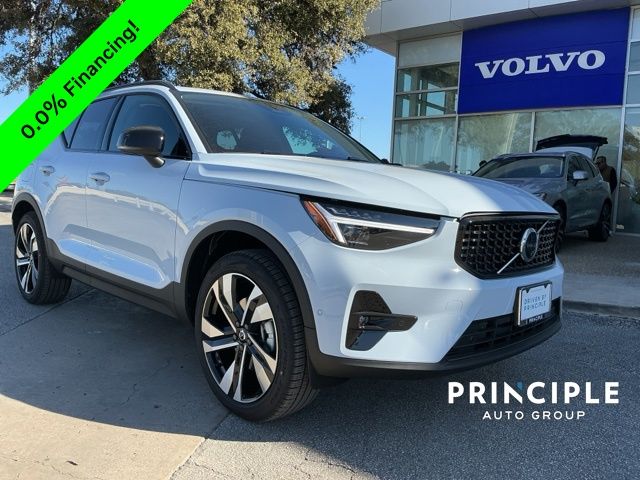 2026 Volvo XC40 Ultra's photo