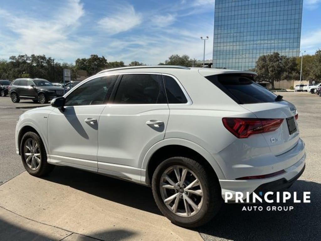Used 2024 Audi Q3 Premium SUV