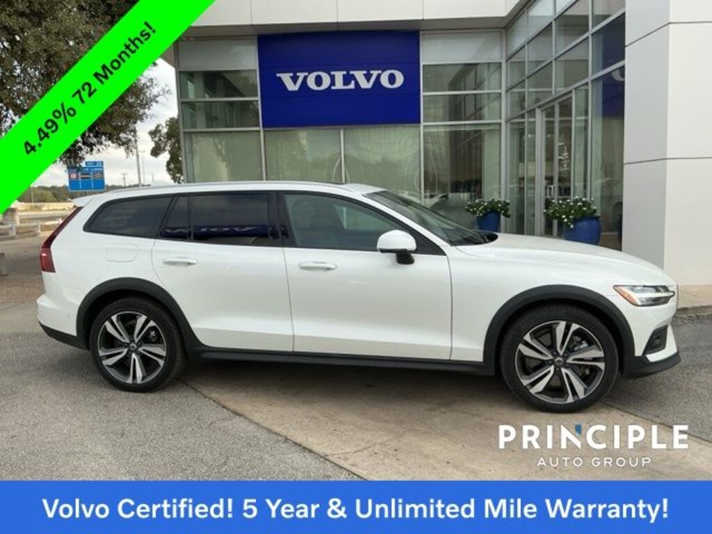 Certified 2025 Volvo V60 Cross Country B5 Plus Wagon