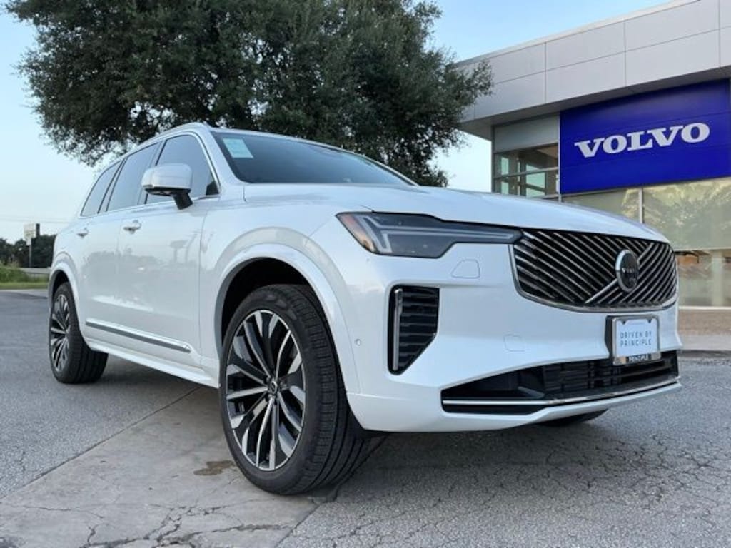 New 2026 Volvo XC90 plug-in hybrid T8 Plus 7-Seater SUV