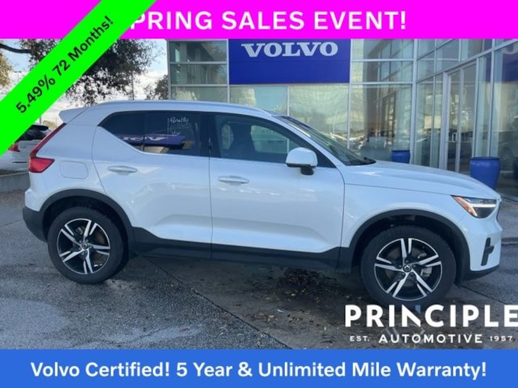 Used 2025 Volvo XC40 B5 Core SUV