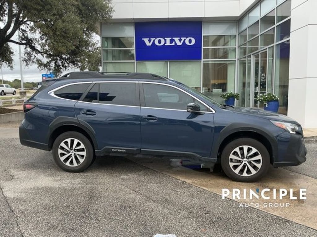 Used 2024 Subaru Outback Premium SUV