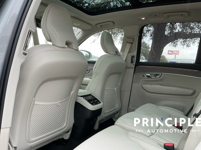 2026 Volvo XC90 Ultra - Photo 27