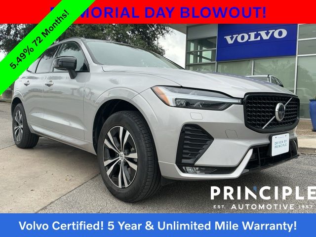 2025 Volvo XC60 B5 Core Dark AWD's photo