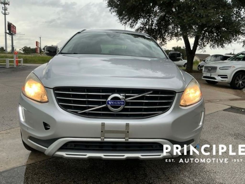 Used 2017 Volvo XC60 T5 Dynamic SUV