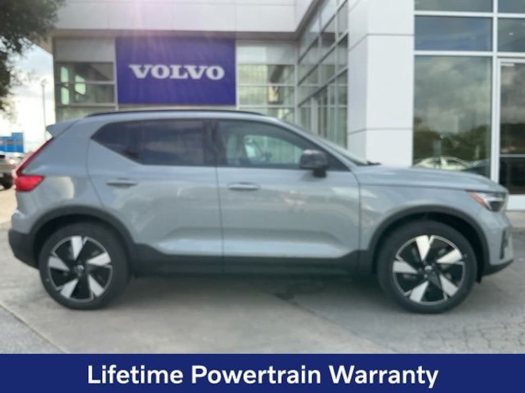 New 2026 Volvo EX40 Twin Motor Plus SUV