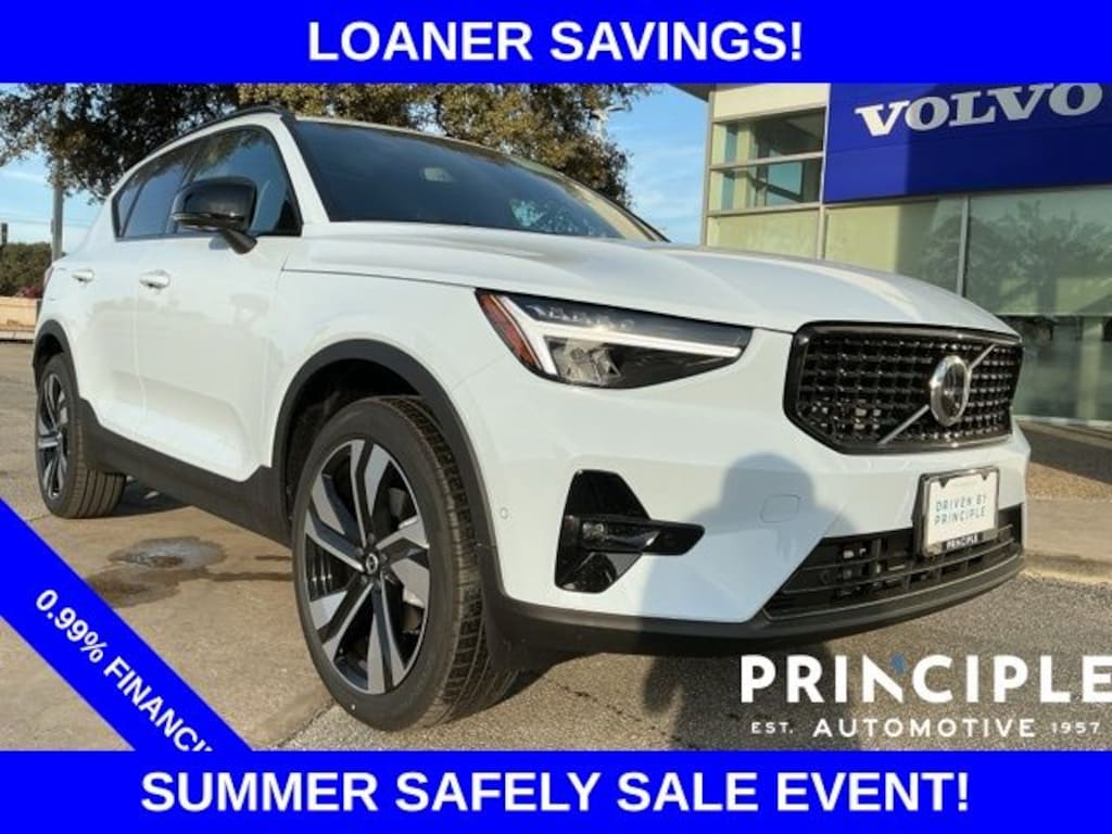 New 2026 Volvo XC40 B4 Plus SUV