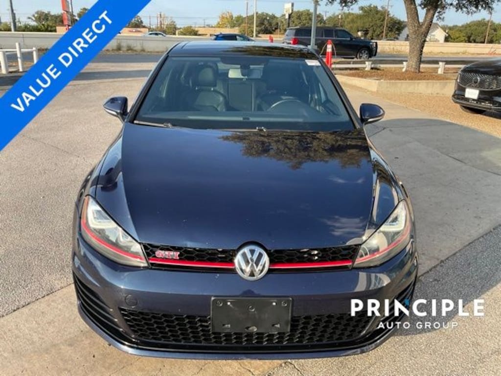 Used 2017 Volkswagen Golf GTI SE Hatchback