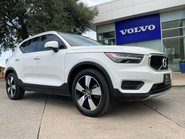 2020 Volvo XC40